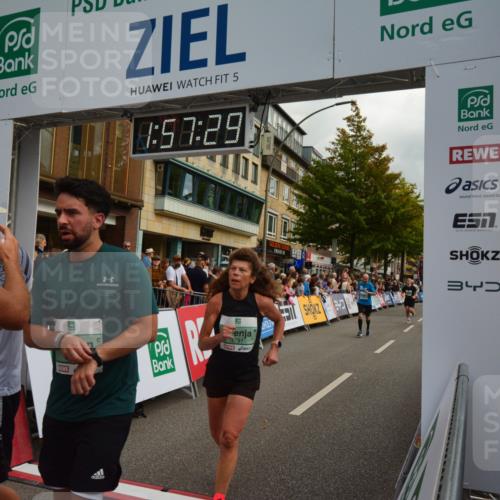 20.09.2026 - PSD Bank Halbmarathon LAZAROV Photography http://msf.ph/oto/10552673 20.09.2026 11:57:29 Ziel 1019, 1092, 1332, 1791, 3008, 3029, 3260, 3645, 4295, 4531, 4724 meine-sportfotos.de