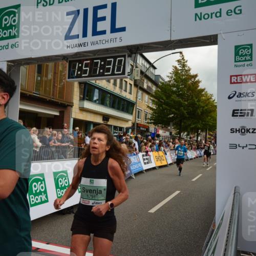 20.09.2026 - PSD Bank Halbmarathon LAZAROV Photography http://msf.ph/oto/10552676 20.09.2026 11:57:29 Ziel 1019, 1092, 1332, 1791, 3008, 3029, 3260, 3645, 4295, 4531, 4724 meine-sportfotos.de