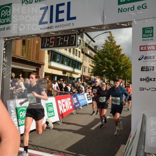 20.09.2026 - PSD Bank Halbmarathon LAZAROV Photography http://msf.ph/oto/10552719 20.09.2026 11:57:46 Ziel 1052, 1301, 1709, 1711, 1761, 2052, 2092, 2148, 2253, 2540, 2846, 3107, 3256, 3260, 3374, 3624, 3762, 3935, 4489 meine-sportfotos.de