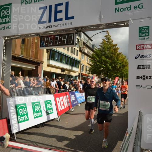 20.09.2026 - PSD Bank Halbmarathon LAZAROV Photography http://msf.ph/oto/10552721 20.09.2026 11:57:47 Ziel 1052, 1301, 1709, 1711, 1761, 2052, 2092, 2148, 2253, 2540, 2846, 3107, 3256, 3374, 3624, 3762, 3935, 4489, 4589 meine-sportfotos.de