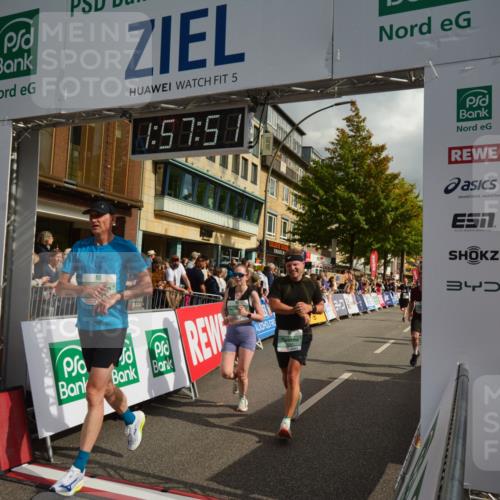 20.09.2026 - PSD Bank Halbmarathon LAZAROV Photography http://msf.ph/oto/10552733 20.09.2026 11:57:51 Ziel 1052, 1210, 1301, 1530, 1709, 1711, 2052, 2092, 2253, 2531, 2540, 2846, 3107, 3374, 3624, 3762, 3935, 3941, 4327, 4589, 4610 meine-sportfotos.de