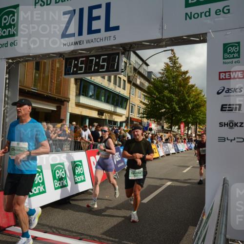 20.09.2026 - PSD Bank Halbmarathon LAZAROV Photography http://msf.ph/oto/10552734 20.09.2026 11:57:51 Ziel 1052, 1210, 1301, 1530, 1709, 1711, 2052, 2092, 2253, 2531, 2540, 2846, 3107, 3374, 3624, 3762, 3935, 3941, 4327, 4589, 4610 meine-sportfotos.de
