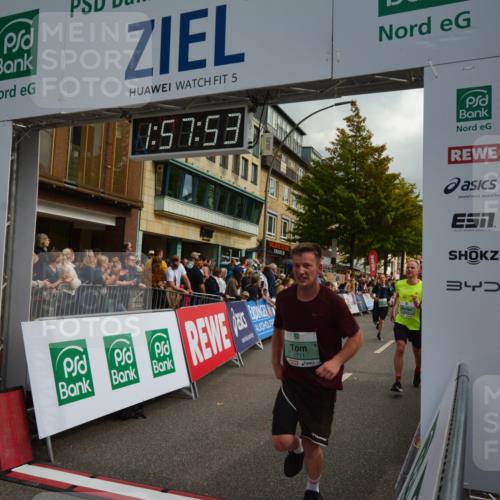 20.09.2026 - PSD Bank Halbmarathon LAZAROV Photography http://msf.ph/oto/10552740 20.09.2026 11:57:53 Ziel 1052, 1210, 1301, 1530, 1709, 1711, 2092, 2253, 2531, 2540, 2846, 2935, 3107, 3280, 3374, 3624, 3762, 3935, 3941, 4327, 4589, 4610 meine-sportfotos.de