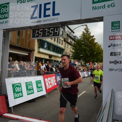 20.09.2026 - PSD Bank Halbmarathon LAZAROV Photography http://msf.ph/oto/10552741 20.09.2026 11:57:53 Ziel 1052, 1210, 1301, 1530, 1709, 1711, 2092, 2253, 2531, 2540, 2846, 2935, 3107, 3280, 3374, 3624, 3762, 3935, 3941, 4327, 4589, 4610 meine-sportfotos.de
