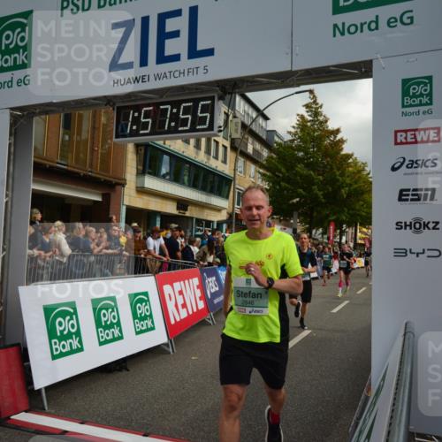 20.09.2026 - PSD Bank Halbmarathon LAZAROV Photography http://msf.ph/oto/10552748 20.09.2026 11:57:54 Ziel 1052, 1210, 1301, 1530, 1709, 1711, 2092, 2531, 2846, 2935, 3107, 3280, 3624, 3762, 3935, 3941, 4327, 4589, 4610 meine-sportfotos.de