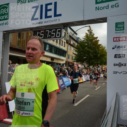 20.09.2026 - PSD Bank Halbmarathon LAZAROV Photography http://msf.ph/oto/10552807 20.09.2026 11:57:55 Ziel 1052, 1210, 1301, 1530, 1709, 1711, 2531, 2846, 2935, 3107, 3280, 3624, 3762, 3935, 3941, 4327, 4589, 4610 meine-sportfotos.de