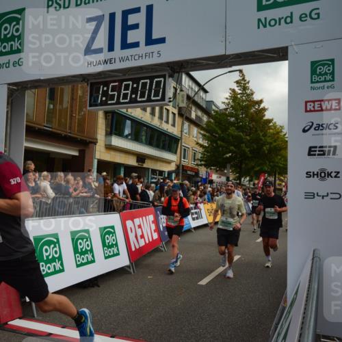 20.09.2026 - PSD Bank Halbmarathon LAZAROV Photography http://msf.ph/oto/10552825 20.09.2026 11:57:59 Ziel 1210, 1311, 1313, 1530, 1709, 1711, 2531, 2846, 2935, 3107, 3280, 3762, 3941, 4327, 4589, 4610 meine-sportfotos.de