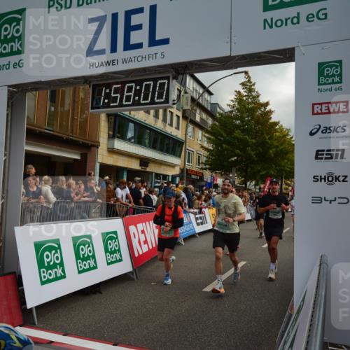 20.09.2026 - PSD Bank Halbmarathon LAZAROV Photography http://msf.ph/oto/10552826 20.09.2026 11:58:00 Ziel 1140, 1210, 1311, 1313, 1530, 1592, 1709, 2531, 2846, 2935, 3107, 3280, 3762, 3941, 4327, 4589, 4610 meine-sportfotos.de