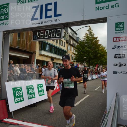 20.09.2026 - PSD Bank Halbmarathon LAZAROV Photography http://msf.ph/oto/10552832 20.09.2026 11:58:01 Ziel 1140, 1210, 1311, 1313, 1530, 1592, 1709, 2531, 2935, 3107, 3280, 3762, 3941, 4327, 4589, 4610 meine-sportfotos.de