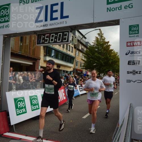 20.09.2026 - PSD Bank Halbmarathon LAZAROV Photography http://msf.ph/oto/10552837 20.09.2026 11:58:03 Ziel 1140, 1210, 1311, 1313, 1530, 1592, 1709, 2448, 2531, 2935, 3107, 3280, 3941, 4327, 4589, 4610 meine-sportfotos.de