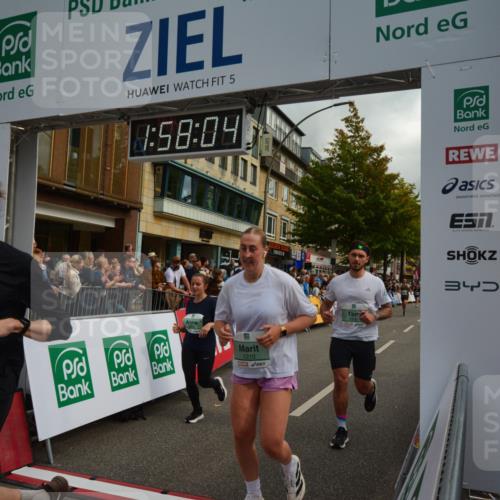 20.09.2026 - PSD Bank Halbmarathon LAZAROV Photography http://msf.ph/oto/10552840 20.09.2026 11:58:03 Ziel 1140, 1210, 1311, 1313, 1530, 1592, 1709, 2448, 2531, 2935, 3107, 3280, 3941, 4327, 4589, 4610 meine-sportfotos.de