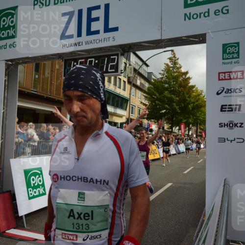20.09.2026 - PSD Bank Halbmarathon LAZAROV Photography http://msf.ph/oto/10552852 20.09.2026 11:58:12 Ziel 1020, 1140, 1311, 1313, 1406, 1592, 2448, 2900, 2993, 4528, 4597, 4635, 4659 meine-sportfotos.de