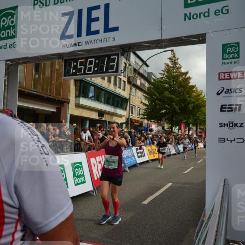 20.09.2026 - PSD Bank Halbmarathon LAZAROV Photography http://msf.ph/oto/10552855 20.09.2026 11:58:12 Ziel 1020, 1140, 1311, 1313, 1406, 1592, 2448, 2900, 2993, 4528, 4597, 4635, 4659 meine-sportfotos.de