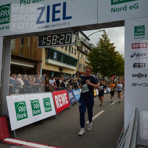 20.09.2026 - PSD Bank Halbmarathon LAZAROV Photography http://msf.ph/oto/10552879 20.09.2026 11:58:20 Ziel 1020, 1398, 1406, 2448, 2577, 2585, 2900, 2993, 4528, 4597, 4623, 4635, 4641, 4659, 4750 meine-sportfotos.de