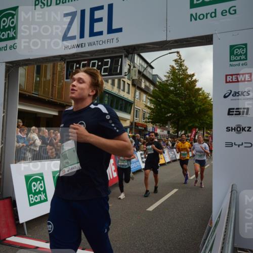 20.09.2026 - PSD Bank Halbmarathon LAZAROV Photography http://msf.ph/oto/10552883 20.09.2026 11:58:21 Ziel 1020, 1398, 1406, 2448, 2577, 2585, 2900, 2993, 3604, 4528, 4597, 4623, 4635, 4641, 4659, 4750 meine-sportfotos.de