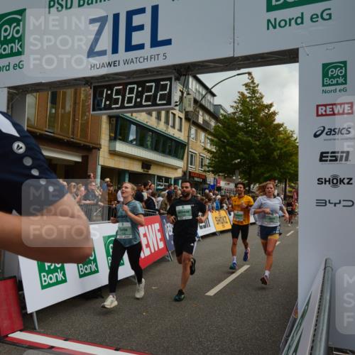 20.09.2026 - PSD Bank Halbmarathon LAZAROV Photography http://msf.ph/oto/10552886 20.09.2026 11:58:21 Ziel 1020, 1398, 1406, 2448, 2577, 2585, 2900, 2993, 3604, 4528, 4597, 4623, 4635, 4641, 4659, 4750 meine-sportfotos.de