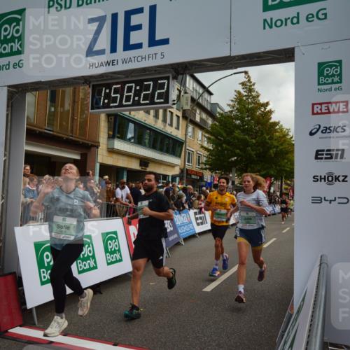 20.09.2026 - PSD Bank Halbmarathon LAZAROV Photography http://msf.ph/oto/10552887 20.09.2026 11:58:21 Ziel 1020, 1398, 1406, 2448, 2577, 2585, 2900, 2993, 3604, 4528, 4597, 4623, 4635, 4641, 4659, 4750 meine-sportfotos.de