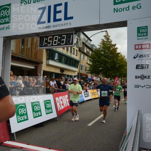 20.09.2026 - PSD Bank Halbmarathon LAZAROV Photography http://msf.ph/oto/10552909 20.09.2026 11:58:31 Ziel 1398, 1621, 1956, 2577, 2585, 2612, 3183, 3490, 3604, 3801, 4623, 4641, 4750 meine-sportfotos.de