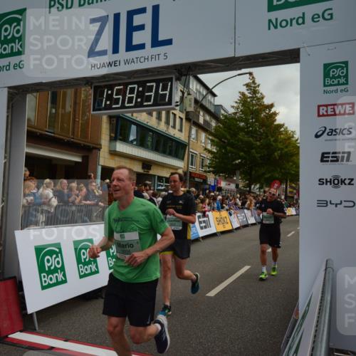 20.09.2026 - PSD Bank Halbmarathon LAZAROV Photography http://msf.ph/oto/10552918 20.09.2026 11:58:33 Ziel 1398, 1621, 1795, 1956, 2577, 2585, 2612, 3183, 3490, 3604, 3801, 4013, 4623, 4641, 4750 meine-sportfotos.de