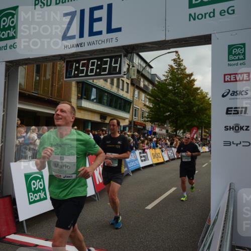 20.09.2026 - PSD Bank Halbmarathon LAZAROV Photography http://msf.ph/oto/10552919 20.09.2026 11:58:33 Ziel 1398, 1621, 1795, 1956, 2577, 2585, 2612, 3183, 3490, 3604, 3801, 4013, 4623, 4641, 4750 meine-sportfotos.de