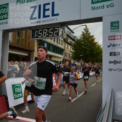20.09.2026 - PSD Bank Halbmarathon LAZAROV Photography http://msf.ph/oto/10552962 20.09.2026 11:58:51 Ziel 1035, 1251, 1304, 1741, 1795, 1936, 2290, 3447, 3598, 3718, 3810, 4013, 4029, 4355, 4570, 4572, 4694, 4738 meine-sportfotos.de