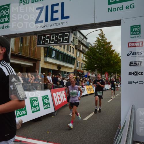 20.09.2026 - PSD Bank Halbmarathon LAZAROV Photography http://msf.ph/oto/10552964 20.09.2026 11:58:52 Ziel 1035, 1251, 1304, 1741, 1936, 2290, 3447, 3598, 3718, 3810, 4029, 4355, 4570, 4572, 4694, 4738 meine-sportfotos.de