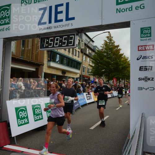 20.09.2026 - PSD Bank Halbmarathon LAZAROV Photography http://msf.ph/oto/10552966 20.09.2026 11:58:52 Ziel 1035, 1251, 1304, 1741, 1936, 2290, 3447, 3598, 3718, 3810, 4029, 4355, 4570, 4572, 4694, 4738 meine-sportfotos.de
