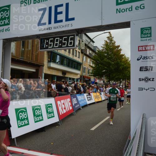 20.09.2026 - PSD Bank Halbmarathon LAZAROV Photography http://msf.ph/oto/10552978 20.09.2026 11:58:56 Ziel 1035, 1197, 1251, 1304, 1778, 1936, 2050, 2185, 3447, 3467, 3598, 3718, 3810, 3940, 4029, 4223, 4355, 4570, 4572, 4694, 4738 meine-sportfotos.de