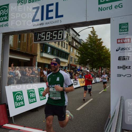 20.09.2026 - PSD Bank Halbmarathon LAZAROV Photography http://msf.ph/oto/10552981 20.09.2026 11:58:57 Ziel 1035, 1197, 1251, 1304, 1778, 1936, 2050, 2185, 3112, 3447, 3467, 3598, 3718, 3810, 3940, 4029, 4223, 4355, 4570, 4572, 4694, 4738 meine-sportfotos.de