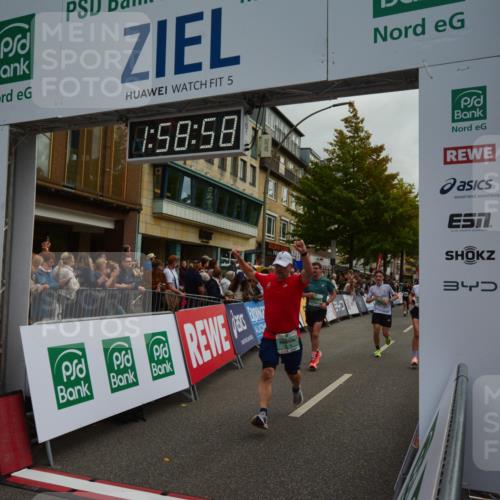 20.09.2026 - PSD Bank Halbmarathon LAZAROV Photography http://msf.ph/oto/10552985 20.09.2026 11:58:58 Ziel 1035, 1197, 1251, 1304, 1519, 1778, 2050, 2185, 3112, 3150, 3447, 3467, 3598, 3718, 3810, 3940, 4029, 4223, 4286, 4355, 4694, 4738 meine-sportfotos.de