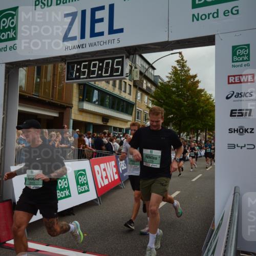 20.09.2026 - PSD Bank Halbmarathon LAZAROV Photography http://msf.ph/oto/10553002 20.09.2026 11:59:05 Ziel 1197, 1519, 1749, 1778, 2050, 2185, 3112, 3150, 3194, 3467, 3940, 4029, 4223, 4286, 4591, 4694, 4738 meine-sportfotos.de