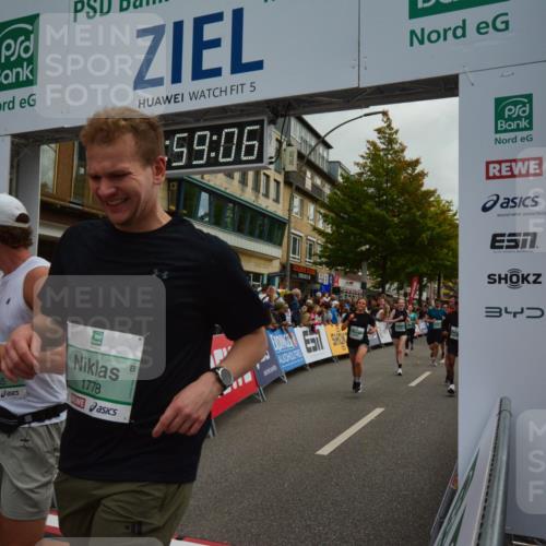20.09.2026 - PSD Bank Halbmarathon LAZAROV Photography http://msf.ph/oto/10553007 20.09.2026 11:59:06 Ziel 1197, 1519, 1749, 1778, 2050, 2185, 3112, 3150, 3194, 3467, 3940, 4029, 4223, 4286, 4428, 4591, 4694, 4738 meine-sportfotos.de