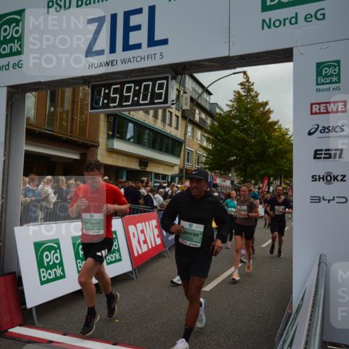 20.09.2026 - PSD Bank Halbmarathon LAZAROV Photography http://msf.ph/oto/10553013 20.09.2026 11:59:08 Ziel 1197, 1519, 1749, 1778, 2050, 2185, 3112, 3150, 3194, 3467, 3940, 4223, 4286, 4428, 4591 meine-sportfotos.de