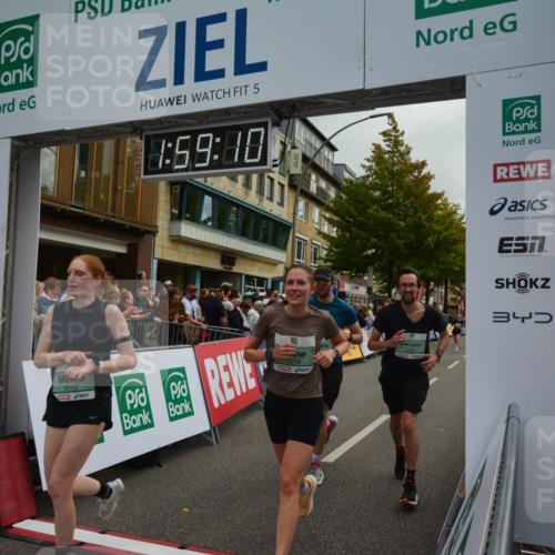 20.09.2026 - PSD Bank Halbmarathon LAZAROV Photography http://msf.ph/oto/10553016 20.09.2026 11:59:09 Ziel 1197, 1519, 1749, 1778, 2050, 2185, 3112, 3150, 3194, 3467, 3940, 4223, 4286, 4428, 4591 meine-sportfotos.de