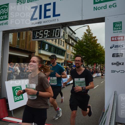 20.09.2026 - PSD Bank Halbmarathon LAZAROV Photography http://msf.ph/oto/10553019 20.09.2026 11:59:10 Ziel 1197, 1519, 1749, 1778, 2050, 2185, 2370, 3112, 3150, 3194, 3467, 3940, 4223, 4286, 4428, 4591 meine-sportfotos.de