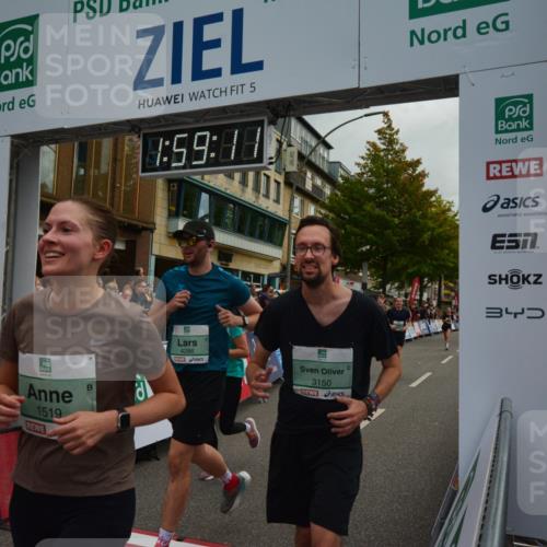 20.09.2026 - PSD Bank Halbmarathon LAZAROV Photography http://msf.ph/oto/10553020 20.09.2026 11:59:10 Ziel 1197, 1519, 1749, 1778, 2050, 2185, 2370, 3112, 3150, 3194, 3467, 3940, 4223, 4286, 4428, 4591 meine-sportfotos.de