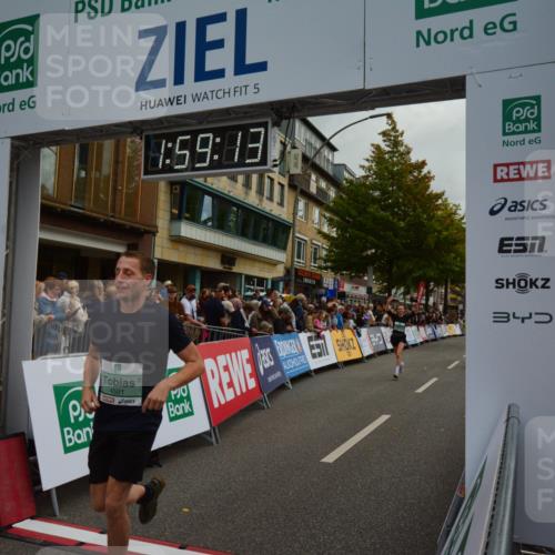 20.09.2026 - PSD Bank Halbmarathon LAZAROV Photography http://msf.ph/oto/10553030 20.09.2026 11:59:13 Ziel 1091, 1197, 1519, 1749, 2050, 2370, 3112, 3150, 3194, 4223, 4286, 4428, 4591 meine-sportfotos.de
