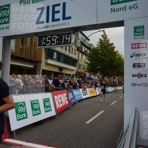 20.09.2026 - PSD Bank Halbmarathon LAZAROV Photography http://msf.ph/oto/10553032 20.09.2026 11:59:13 Ziel 1091, 1197, 1519, 1749, 2050, 2370, 3112, 3150, 3194, 4223, 4286, 4428, 4591 meine-sportfotos.de