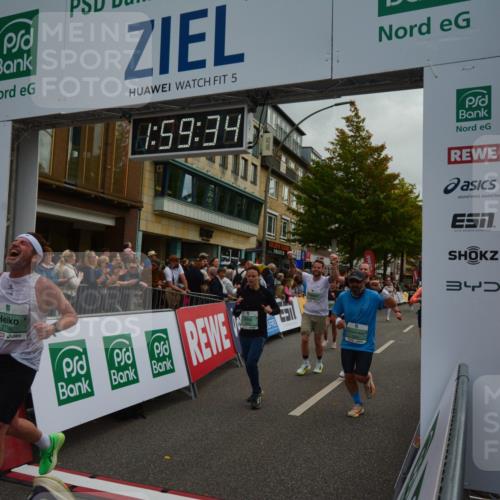20.09.2026 - PSD Bank Halbmarathon LAZAROV Photography http://msf.ph/oto/10553077 20.09.2026 11:59:33 Ziel 1093, 1095, 1098, 1279, 2085, 2208, 2439, 2670, 2736, 3066, 3390, 3771, 3772, 4711 meine-sportfotos.de