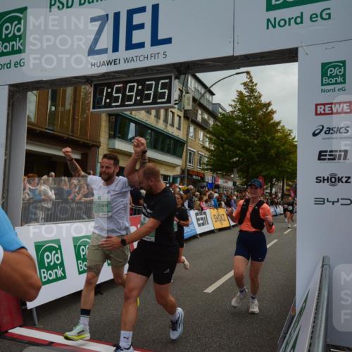20.09.2026 - PSD Bank Halbmarathon LAZAROV Photography http://msf.ph/oto/10553085 20.09.2026 11:59:35 Ziel 1093, 1095, 1098, 1279, 2085, 2208, 2439, 2670, 2736, 3066, 3390, 3771, 3772, 4711 meine-sportfotos.de