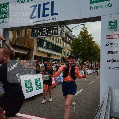 20.09.2026 - PSD Bank Halbmarathon LAZAROV Photography http://msf.ph/oto/10553088 20.09.2026 11:59:35 Ziel 1093, 1095, 1098, 1279, 2085, 2208, 2439, 2670, 2736, 3066, 3390, 3771, 3772, 4711 meine-sportfotos.de