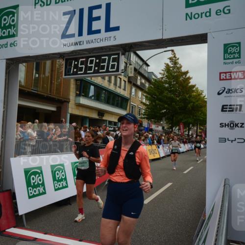 20.09.2026 - PSD Bank Halbmarathon LAZAROV Photography http://msf.ph/oto/10553089 20.09.2026 11:59:35 Ziel 1093, 1095, 1098, 1279, 2085, 2208, 2439, 2670, 2736, 3066, 3390, 3771, 3772, 4711 meine-sportfotos.de