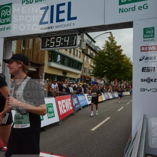 20.09.2026 - PSD Bank Halbmarathon LAZAROV Photography http://msf.ph/oto/10553104 20.09.2026 11:59:40 Ziel 1093, 1279, 2085, 2168, 2170, 2208, 2439, 2670, 3066, 3390, 3578, 3771, 3772, 3800, 4493, 4494, 4495, 4711 meine-sportfotos.de