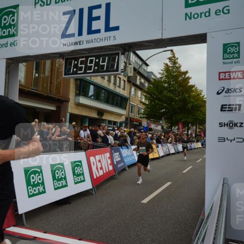 20.09.2026 - PSD Bank Halbmarathon LAZAROV Photography http://msf.ph/oto/10553105 20.09.2026 11:59:40 Ziel 1093, 1279, 2085, 2168, 2170, 2208, 2439, 2670, 3066, 3390, 3578, 3771, 3772, 3800, 4493, 4494, 4495, 4711 meine-sportfotos.de