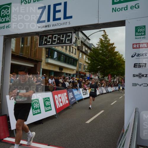 20.09.2026 - PSD Bank Halbmarathon LAZAROV Photography http://msf.ph/oto/10553109 20.09.2026 11:59:42 Ziel 1265, 1279, 2168, 2170, 2208, 2439, 2670, 3390, 3578, 3800, 4493, 4494, 4495, 4711 meine-sportfotos.de