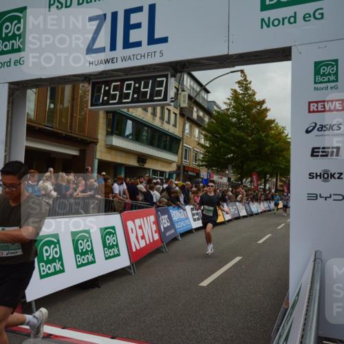 20.09.2026 - PSD Bank Halbmarathon LAZAROV Photography http://msf.ph/oto/10553110 20.09.2026 11:59:42 Ziel 1265, 1279, 2168, 2170, 2208, 2439, 2670, 3390, 3578, 3800, 4493, 4494, 4495, 4711 meine-sportfotos.de