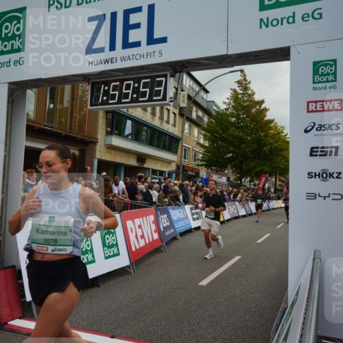 20.09.2026 - PSD Bank Halbmarathon LAZAROV Photography http://msf.ph/oto/10553135 20.09.2026 11:59:52 Ziel 1112, 1265, 1454, 2168, 2170, 2470, 3578, 3800, 4493, 4494, 4495, 4670 meine-sportfotos.de