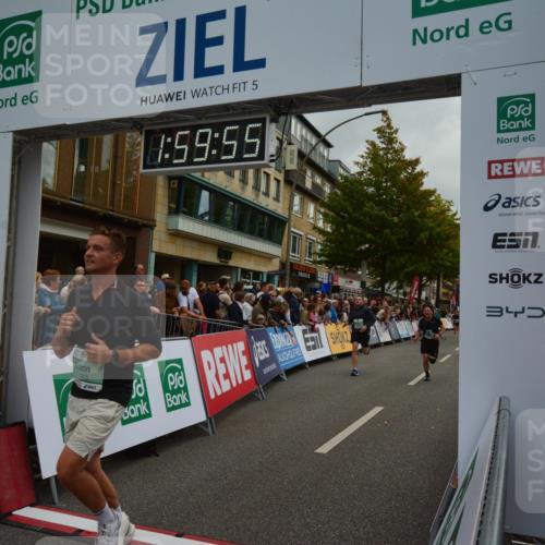 20.09.2026 - PSD Bank Halbmarathon LAZAROV Photography http://msf.ph/oto/10553140 20.09.2026 11:59:54 Ziel 1112, 1265, 1454, 2168, 2170, 2186, 2238, 2470, 3578, 3800, 4493, 4494, 4495, 4670 meine-sportfotos.de