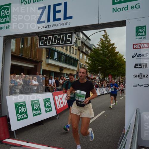20.09.2026 - PSD Bank Halbmarathon LAZAROV Photography http://msf.ph/oto/10553154 20.09.2026 12:00:04 Ziel 1112, 1788, 1927, 2186, 2238, 2693, 3146, 4670 meine-sportfotos.de