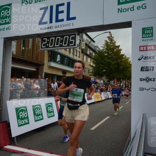 20.09.2026 - PSD Bank Halbmarathon LAZAROV Photography http://msf.ph/oto/10553155 20.09.2026 12:00:04 Ziel 1112, 1788, 1927, 2186, 2238, 2693, 3146, 4670 meine-sportfotos.de